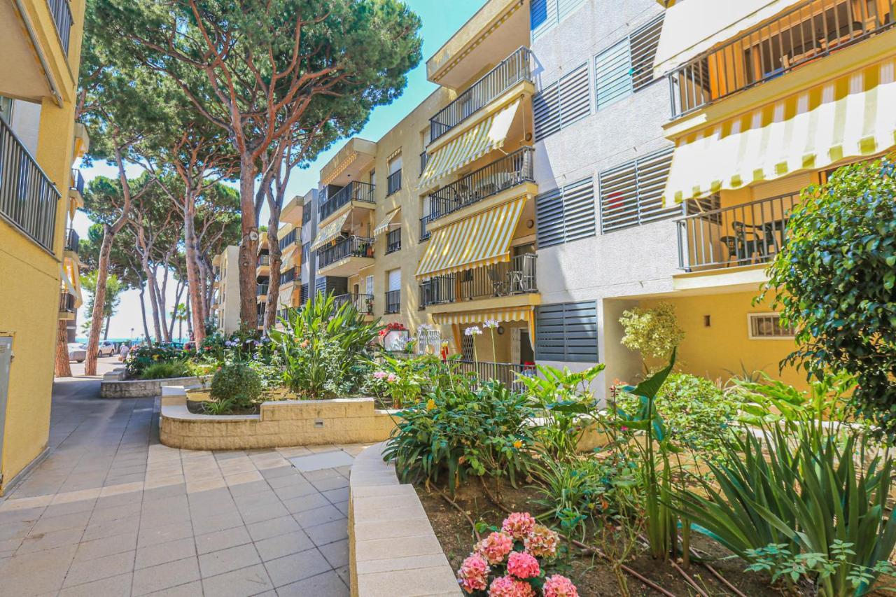 Pins I Mar - Only Families Apartment Cambrils Exterior photo